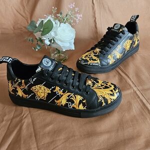 Men's Versace Gold Black Leather Barroco Print Medusa Head Shoes Sz 9 (Worn 2x)